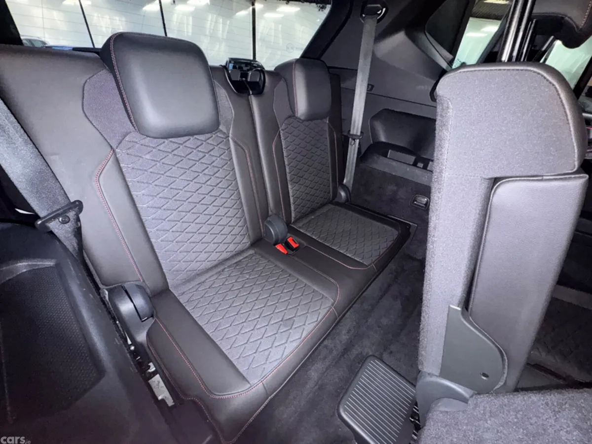 SEAT Tarraco Estate, Diesel, 2023, White