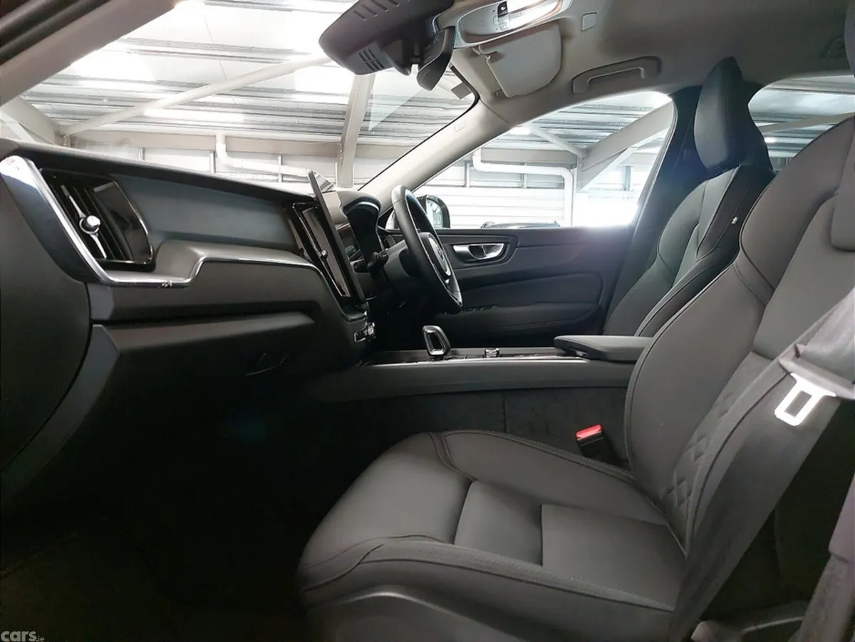 Volvo XC60 SUV, Petrol Plug-in Hybrid, 2025, Red
