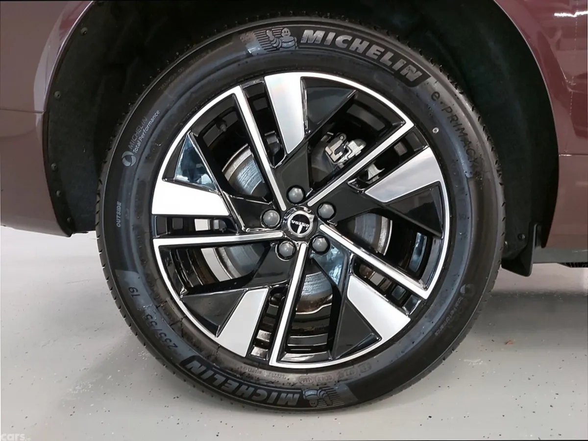 Volvo XC60 SUV, Petrol Plug-in Hybrid, 2025, Red