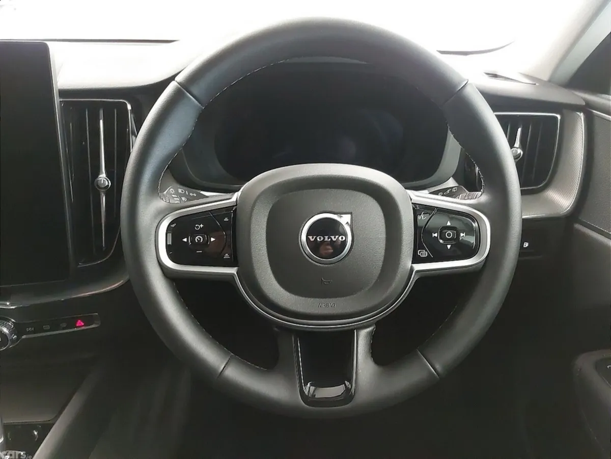 Volvo XC60 SUV, Petrol Plug-in Hybrid, 2025, Red