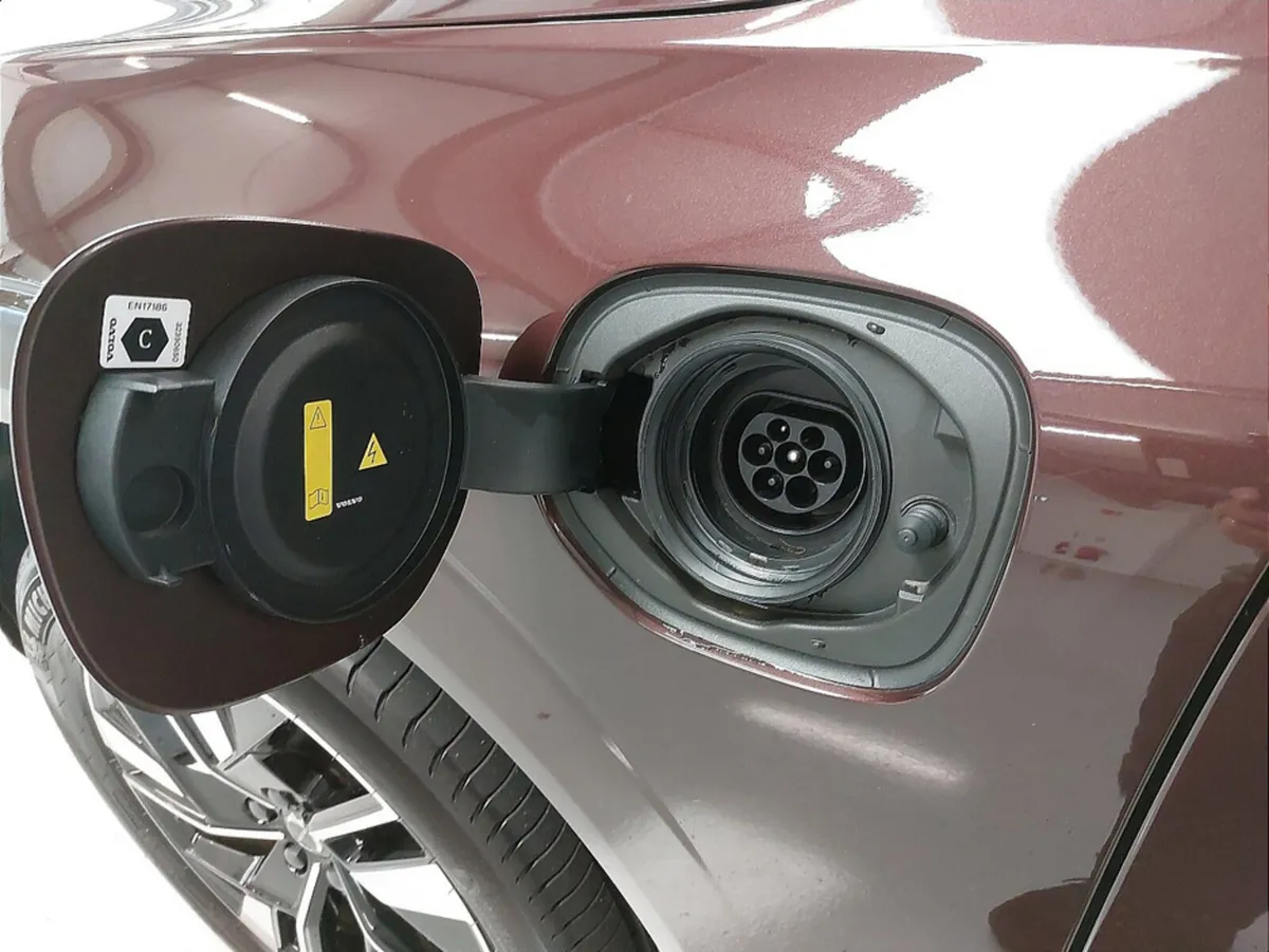 Volvo XC60 SUV, Petrol Plug-in Hybrid, 2025, Red