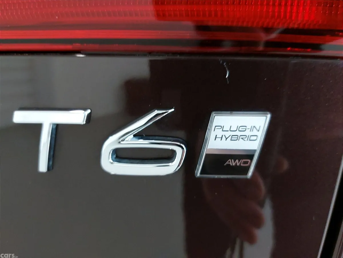 Volvo XC60 SUV, Petrol Plug-in Hybrid, 2025, Red
