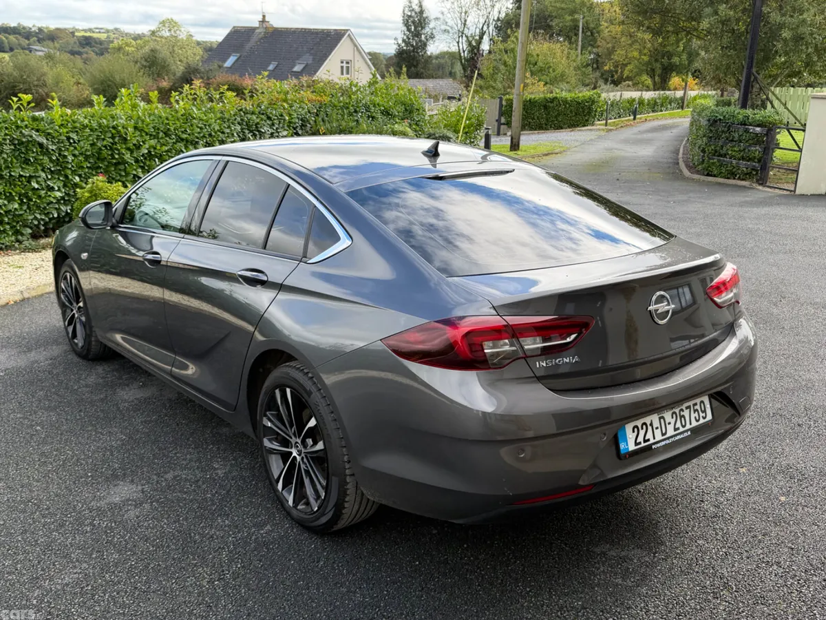 Opel Insignia Hatchback, Diesel, 2022, Grey