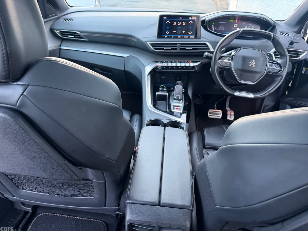 Peugeot 5008 SUV, Diesel, 2019, Grey