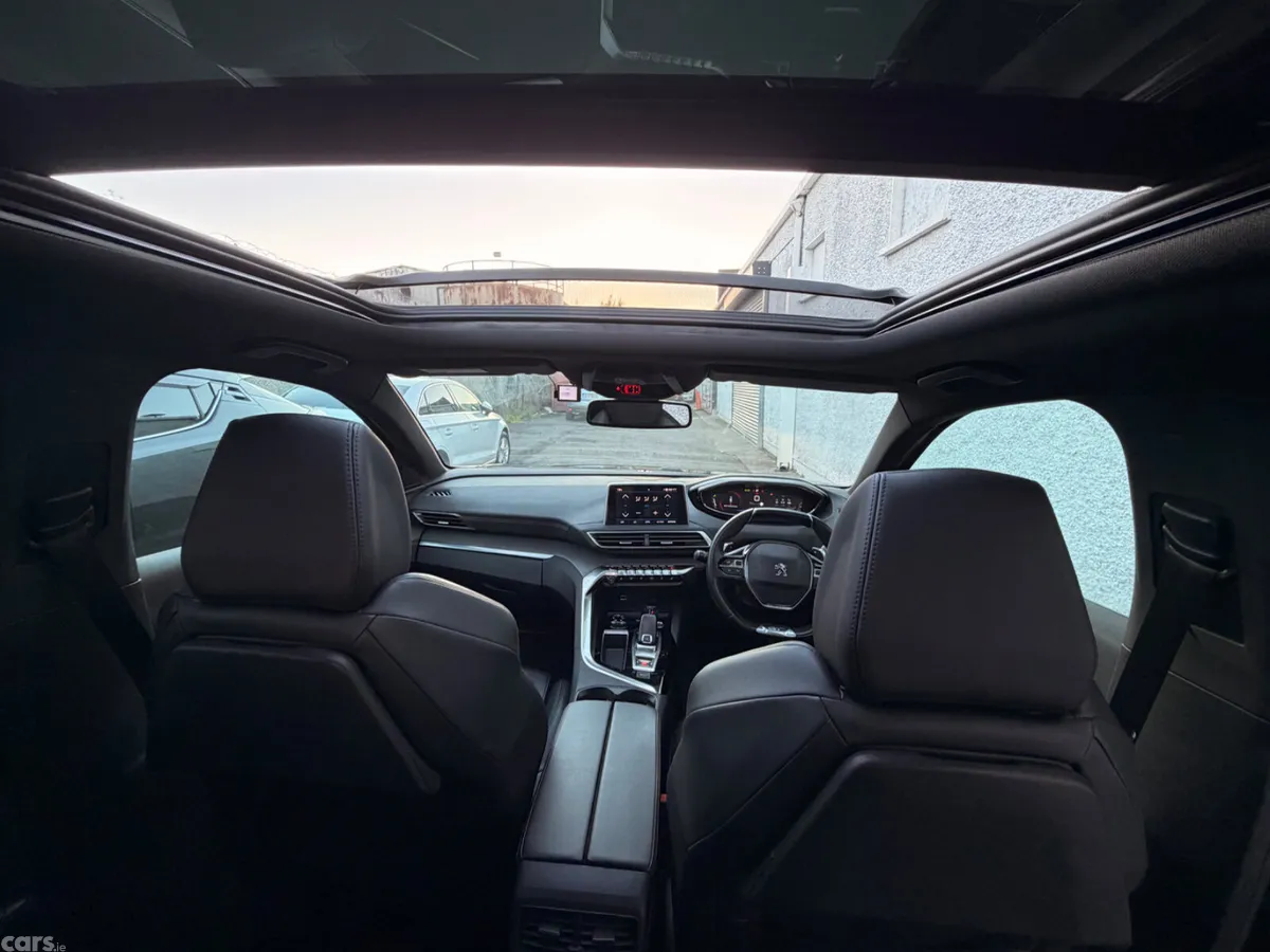 Peugeot 5008 SUV, Diesel, 2019, Grey