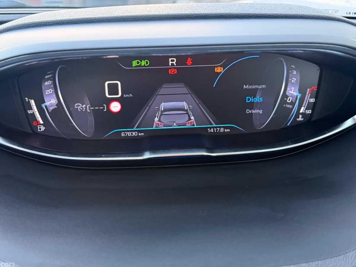 Peugeot 5008 SUV, Diesel, 2019, Grey