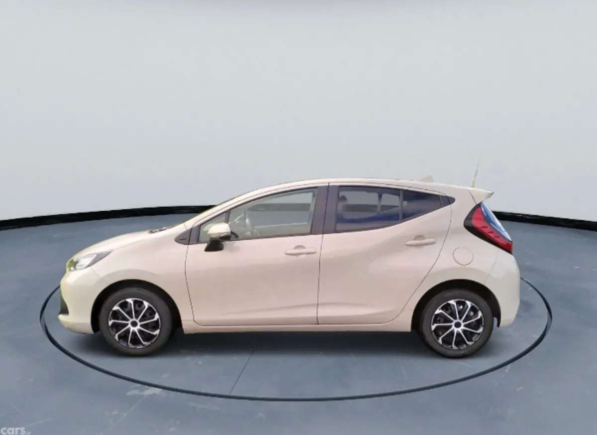 Toyota Prius Hatchback, Petrol Hybrid, 2022, Beige