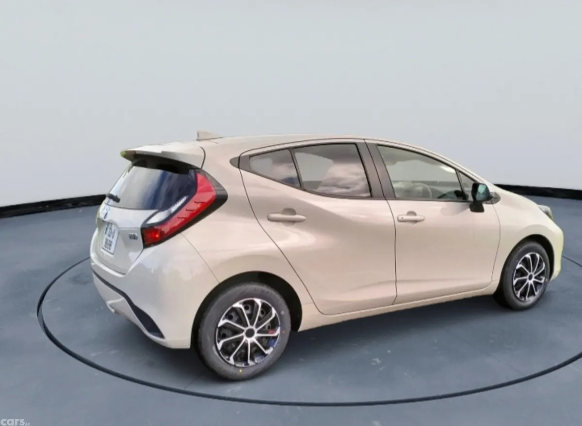 Toyota Prius Hatchback, Petrol Hybrid, 2022, Beige