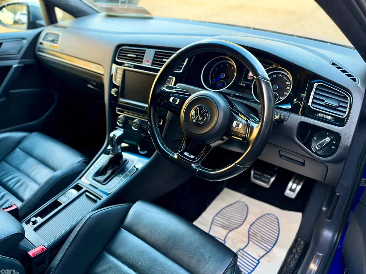 Volkswagen Golf Hatchback, Petrol, 2017, Blue