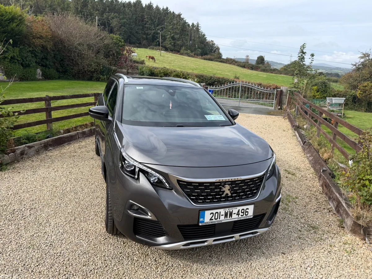 Peugeot 5008 MPV, Petrol, 2020, Grey