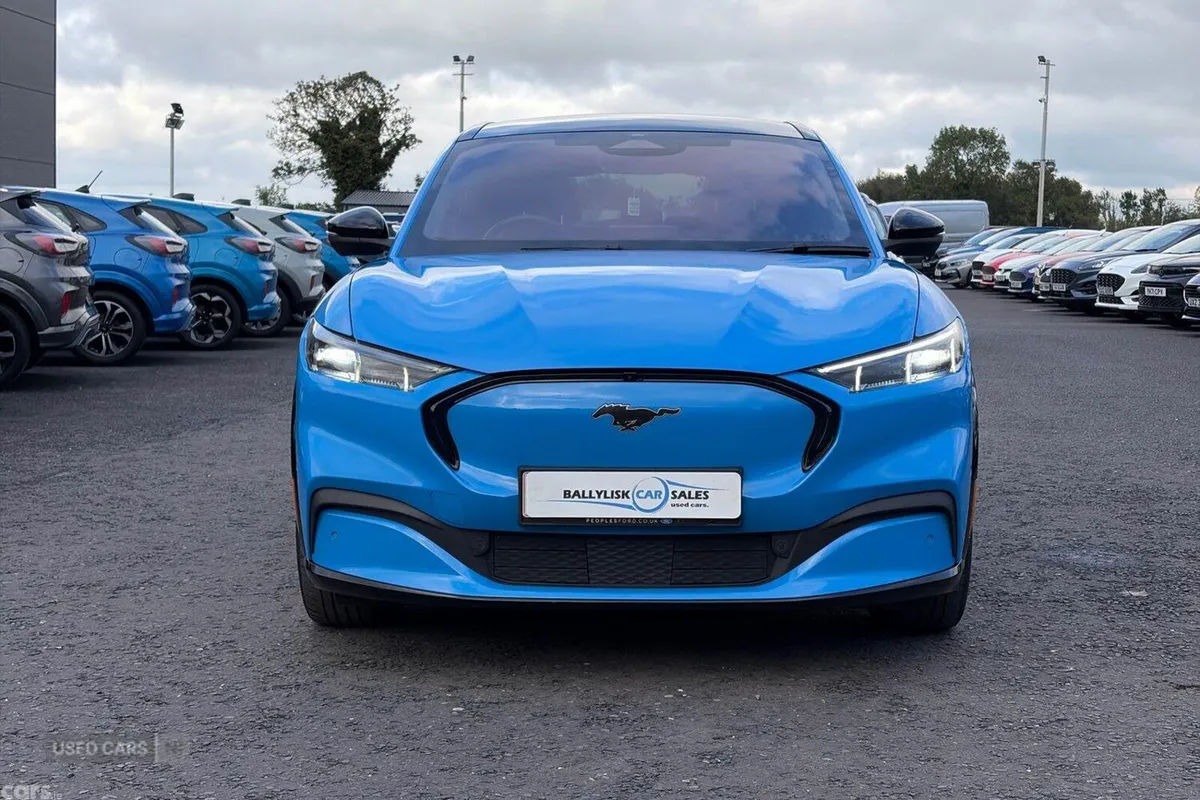 Ford Mustang SUV, Electric, 2023, Blue