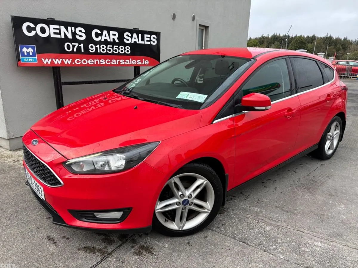Ford Focus Hatchback, Diesel, 2015, Red