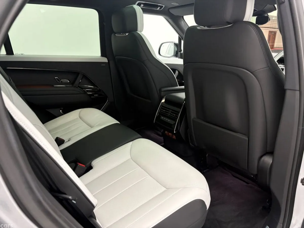 Land Rover Range Rover Sport Estate, Petrol Plug-in Hybrid, 2024, Grey