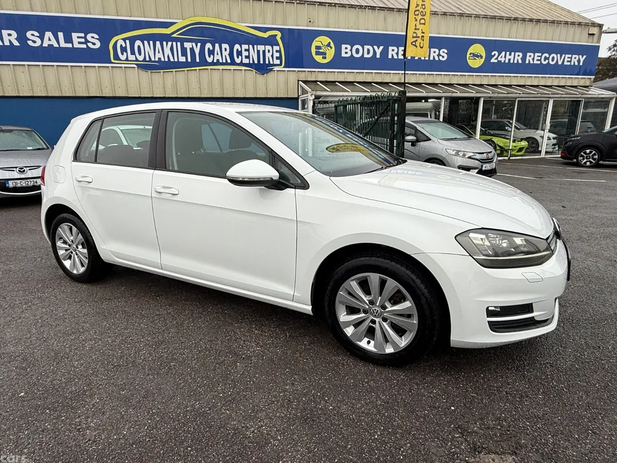 Volkswagen Golf Hatchback, Petrol, 2013, White