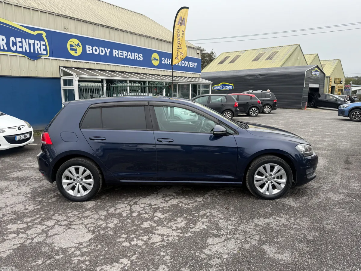 Volkswagen Golf Hatchback, Petrol, 2014, Blue