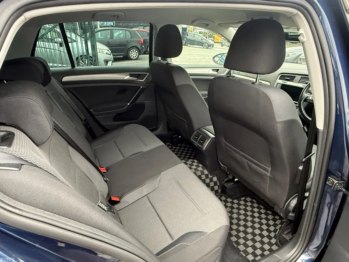 Volkswagen Golf Hatchback, Petrol, 2014, Blue