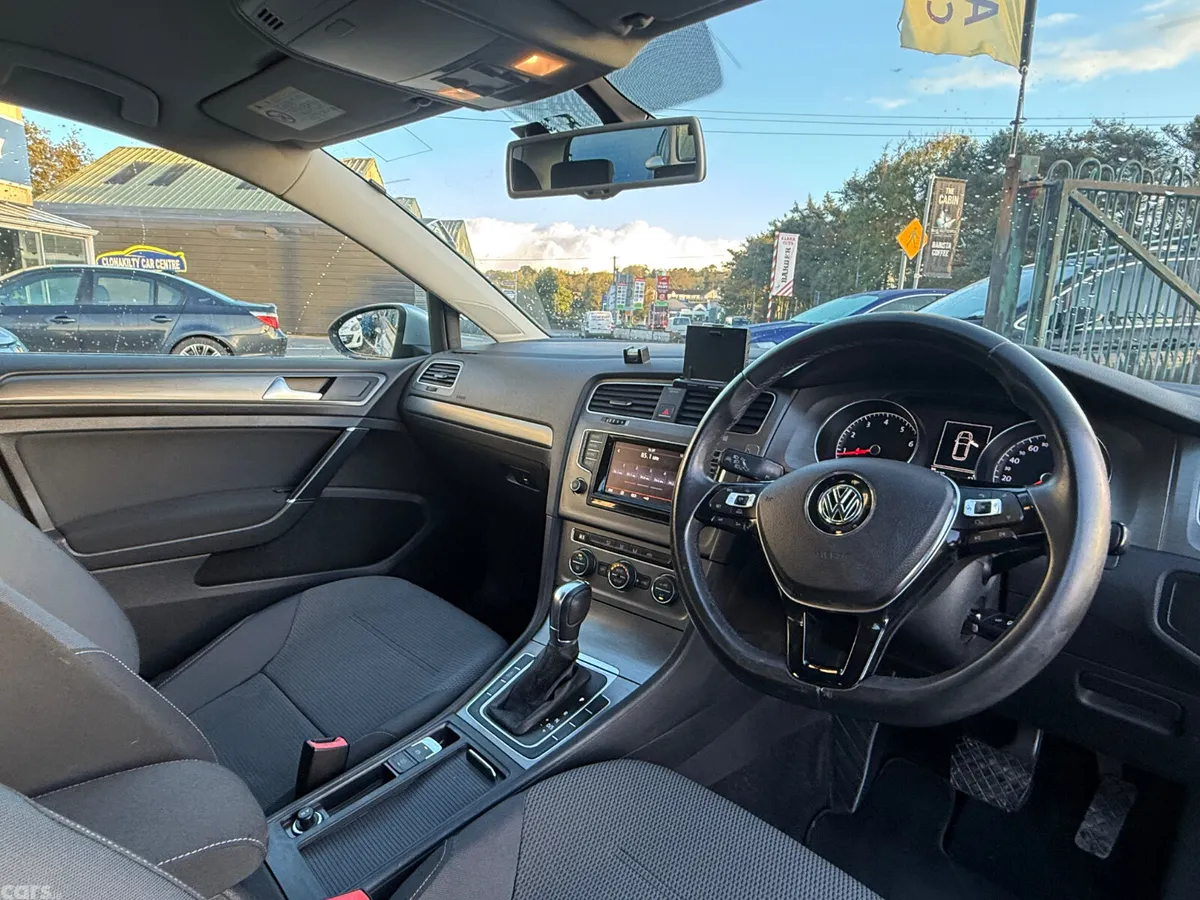 Volkswagen Golf Hatchback, Petrol, 2013, Silver