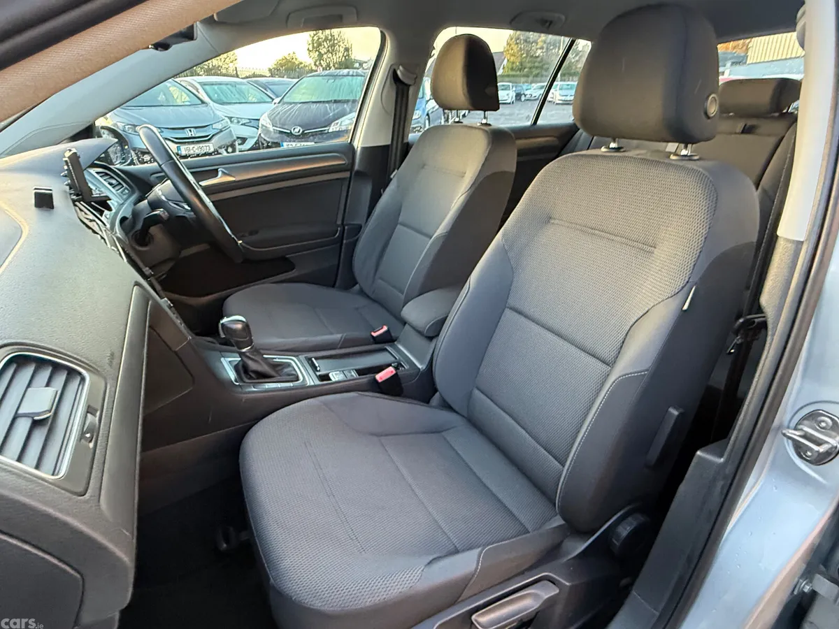 Volkswagen Golf Hatchback, Petrol, 2013, Silver
