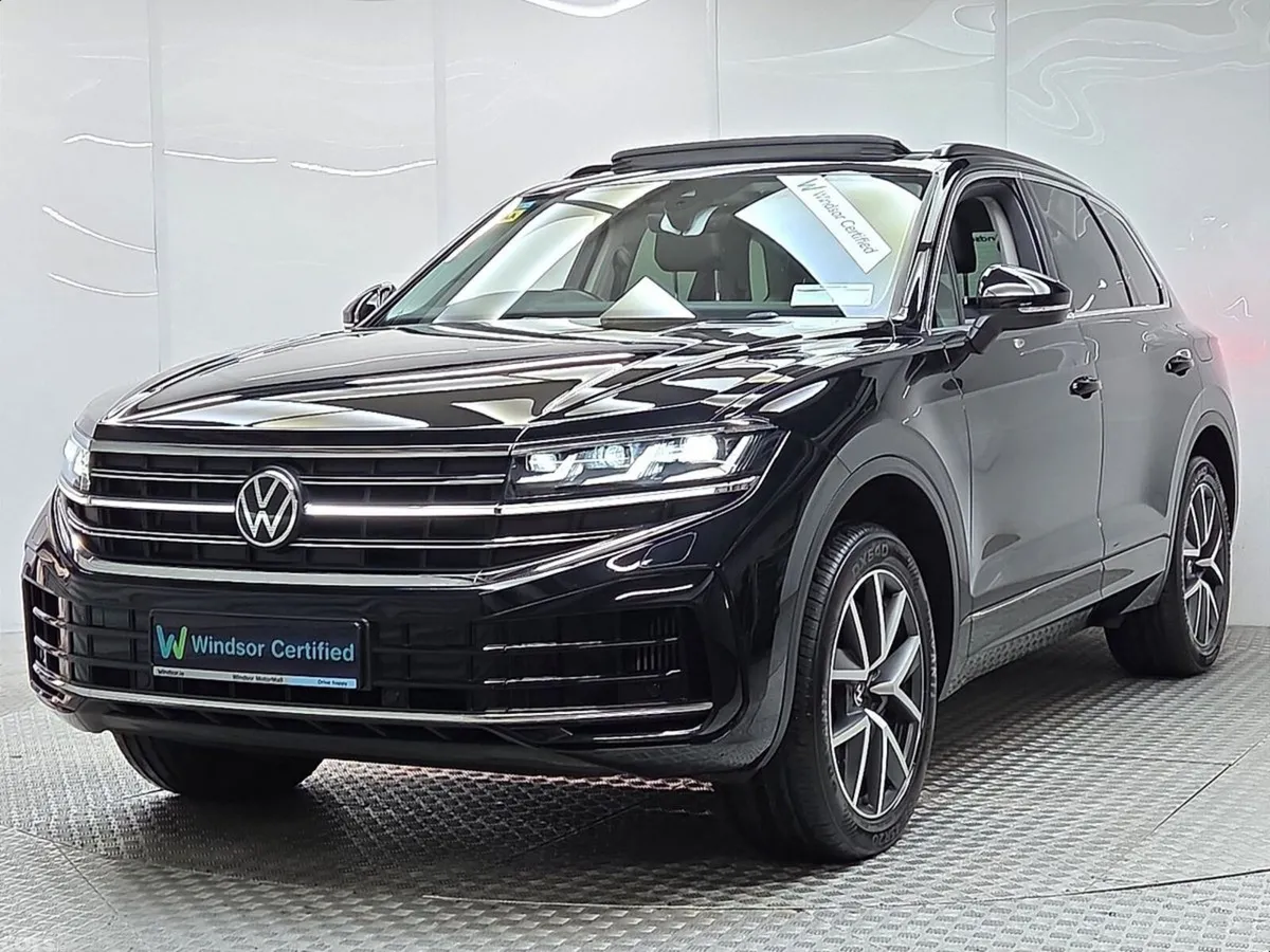 Volkswagen Touareg SUV, Petrol Hybrid, 2023, Black