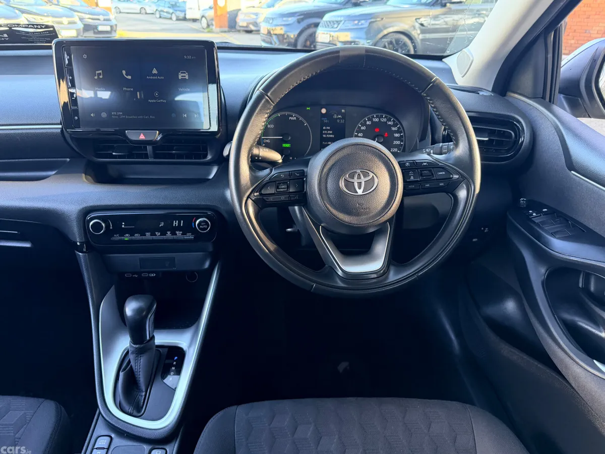 Toyota Yaris Hatchback, Petrol Hybrid, 2024, Grey