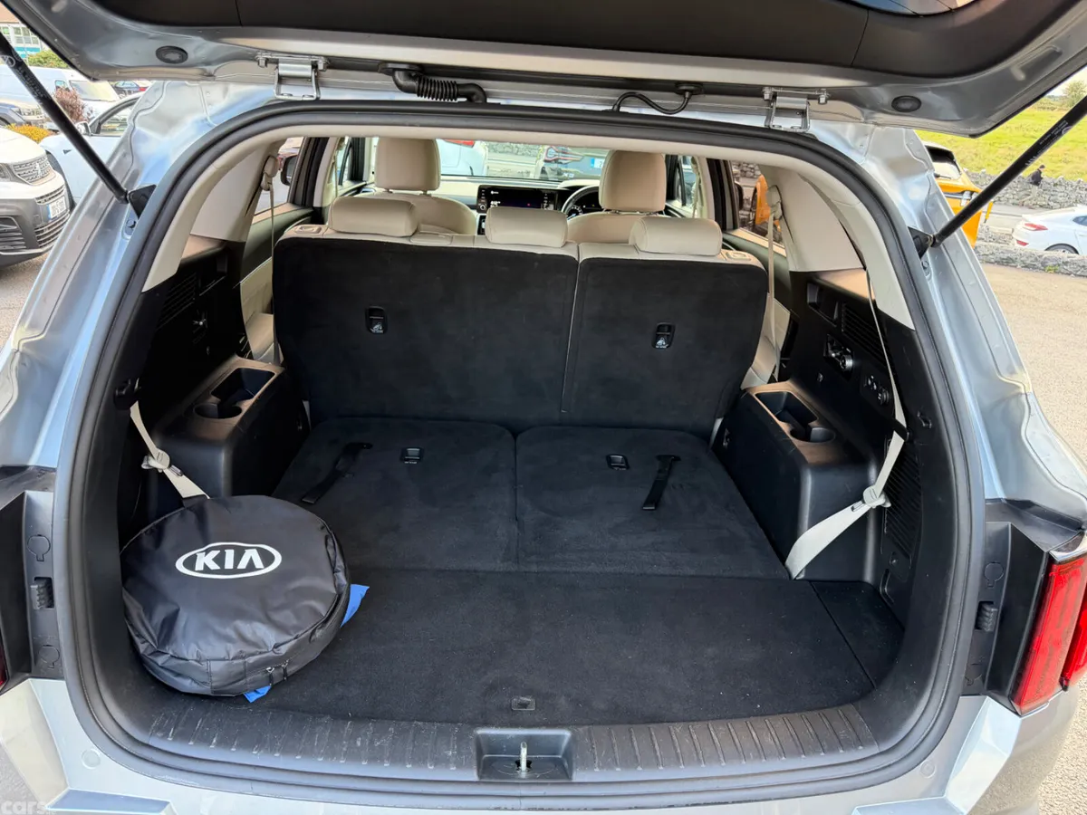 Kia Sorento SUV, Petrol Plug-in Hybrid, 2021, Grey