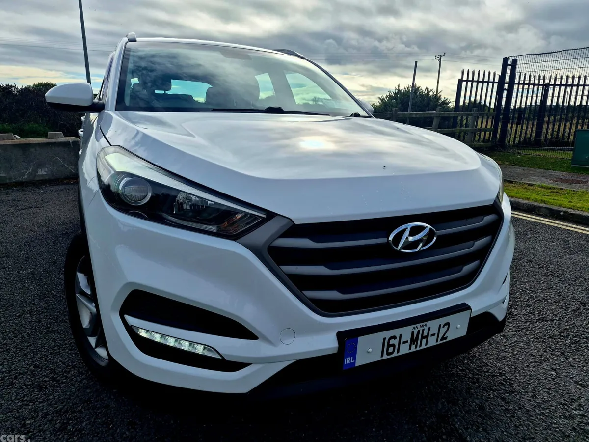 Hyundai Tucson SUV, Diesel, 2016, White
