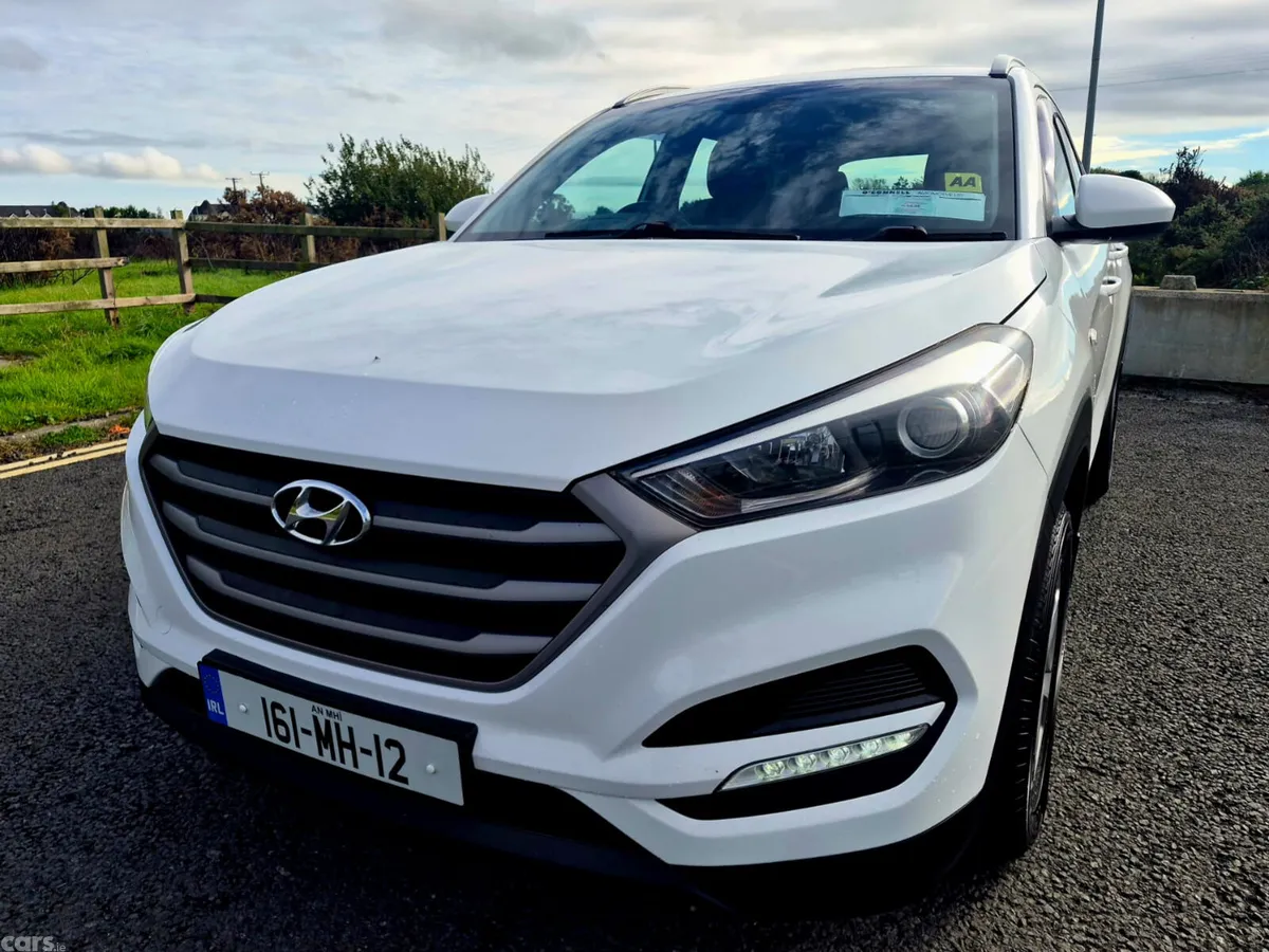 Hyundai Tucson SUV, Diesel, 2016, White