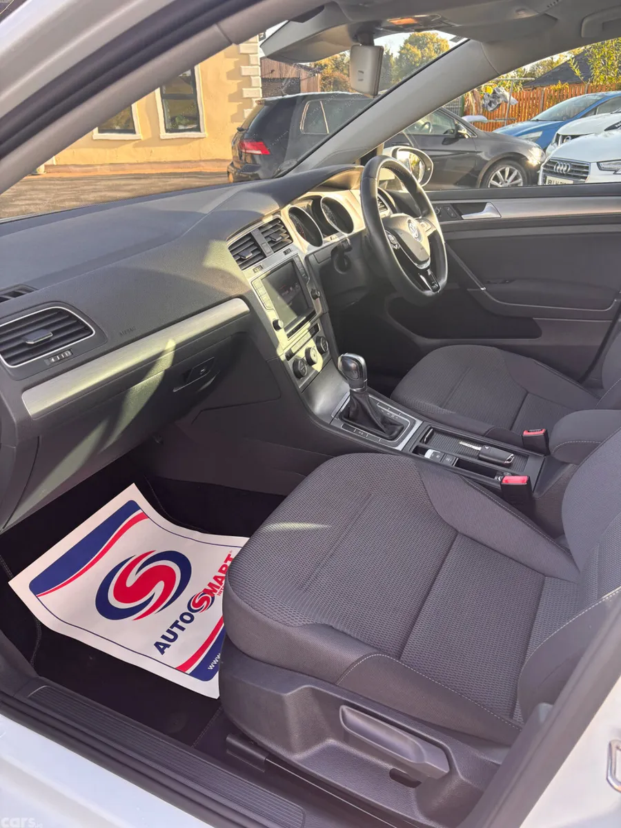 Volkswagen Golf Hatchback, Petrol, 2016, White