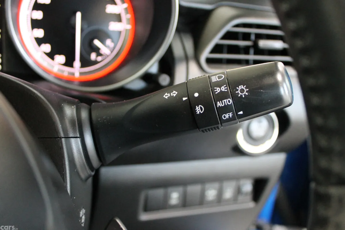 Suzuki Swift Hatchback, Petrol, 2017, Blue