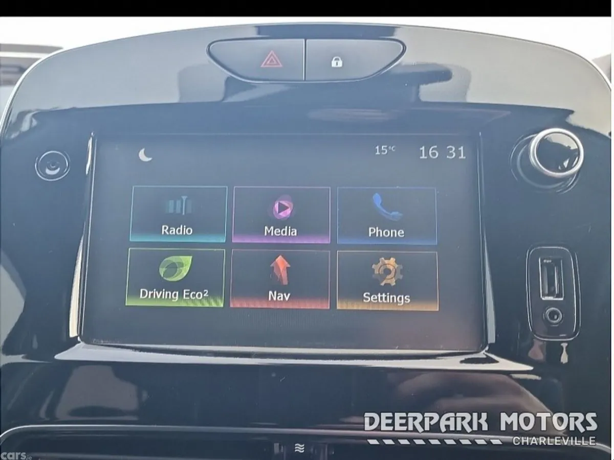 Renault Clio Hatchback, Diesel, 2018, Black