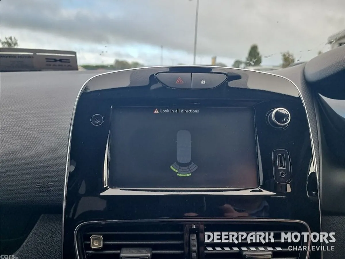 Renault Clio Hatchback, Diesel, 2018, Black
