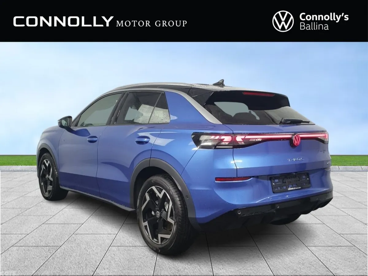 Volkswagen T-Roc Estate, Petrol, 2026, Blue