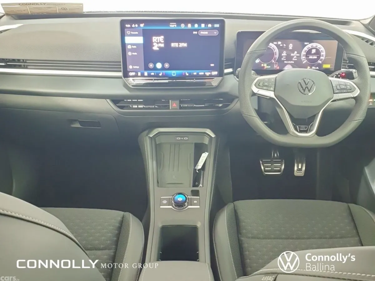 Volkswagen T-Roc Estate, Petrol, 2026, Blue