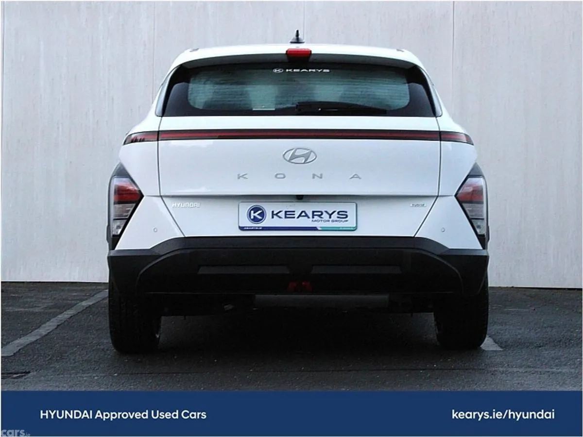 Hyundai KONA MPV, Petrol Hybrid, 2026, White