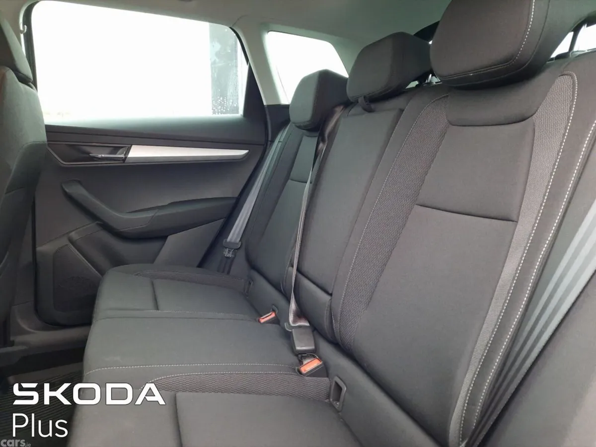 Skoda Karoq SUV, Petrol, 2026, Grey