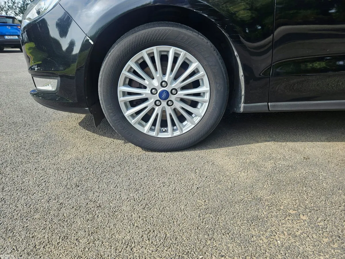 Ford Galaxy MPV, Diesel, 2018, Black