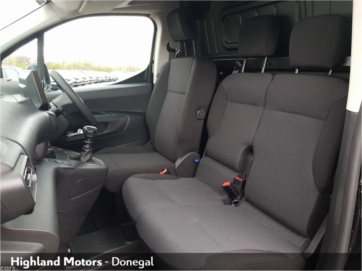 Citroen Berlingo MPV, Diesel, 2026, Black