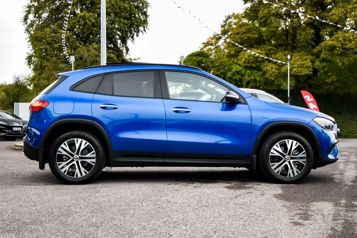Mercedes-Benz GLA SUV, Petrol Plug-in Hybrid, 2025, Blue