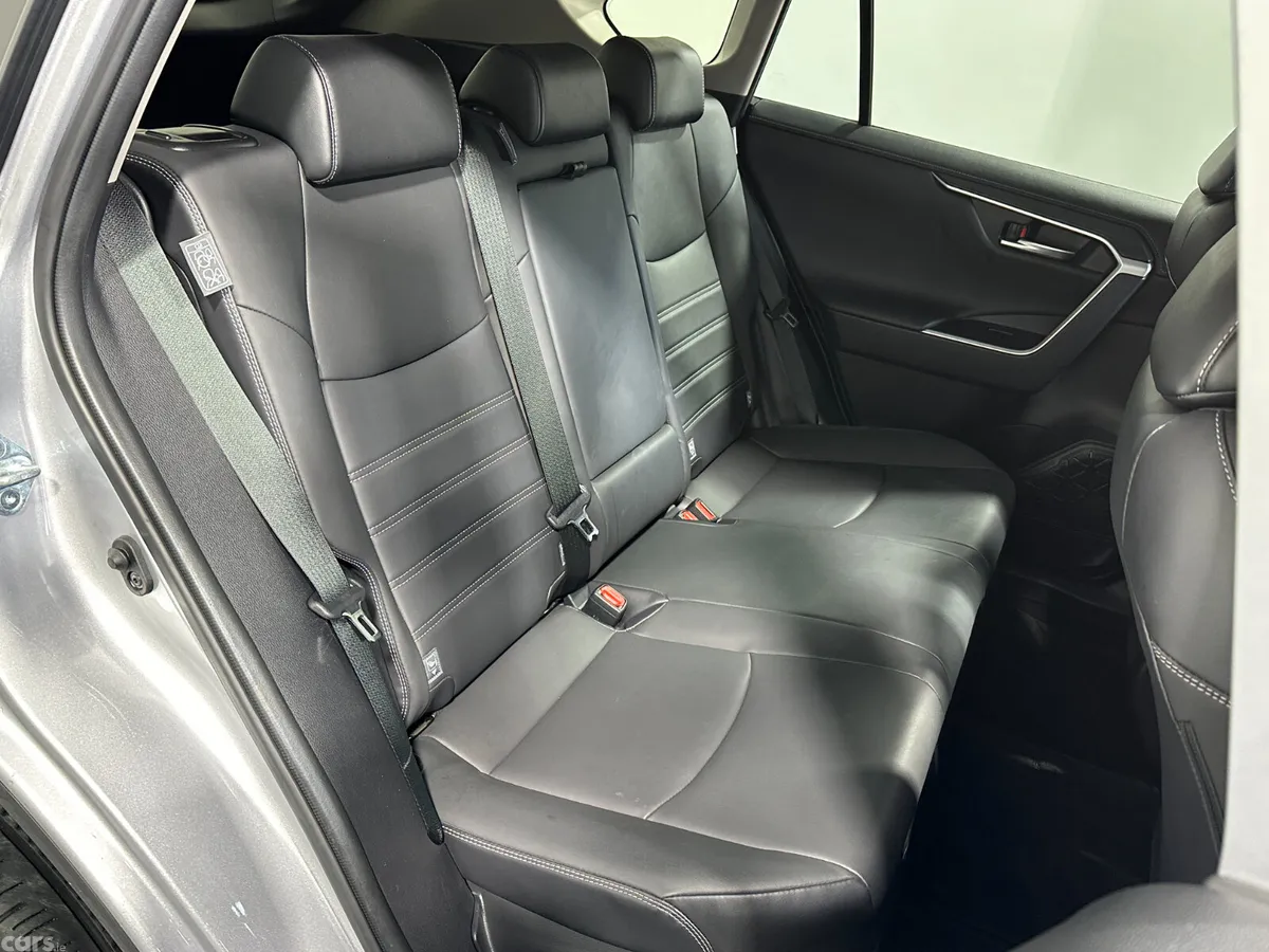 Toyota RAV4 SUV, Petrol Hybrid, 2021, Silver