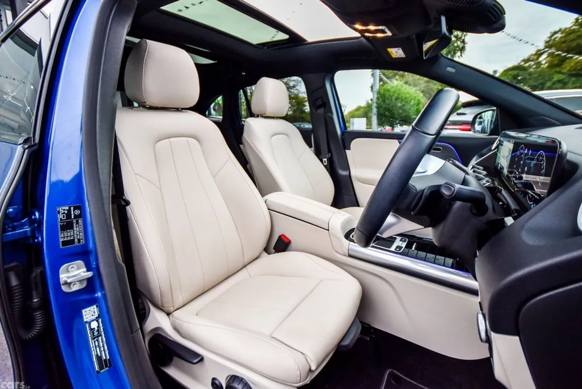 Mercedes-Benz GLA SUV, Petrol Plug-in Hybrid, 2025, Blue