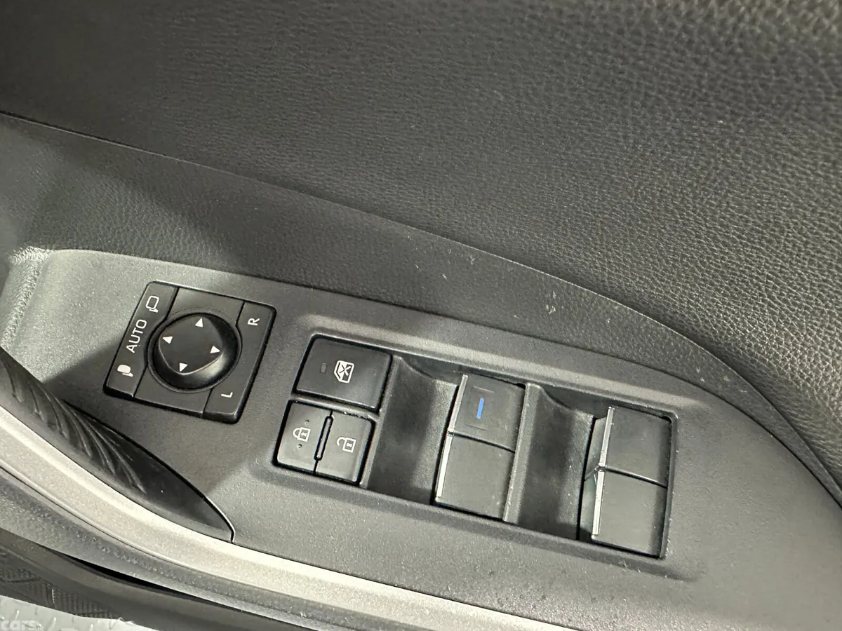 Toyota RAV4 SUV, Petrol Hybrid, 2021, Silver