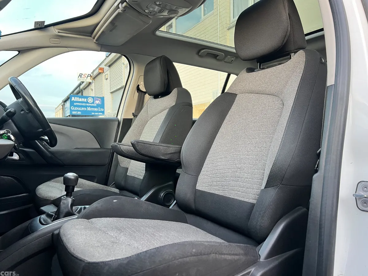 Citroen C4 Hatchback, Diesel, 2016, White