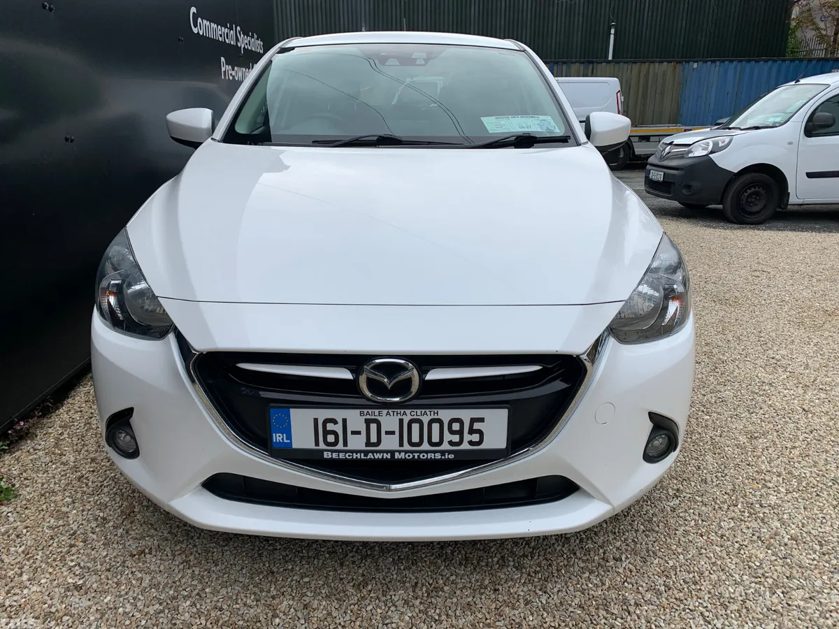 Mazda Mazda2 Hatchback, Petrol, 2016, White