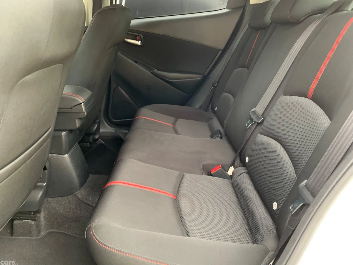 Mazda Mazda2 Hatchback, Petrol, 2016, White