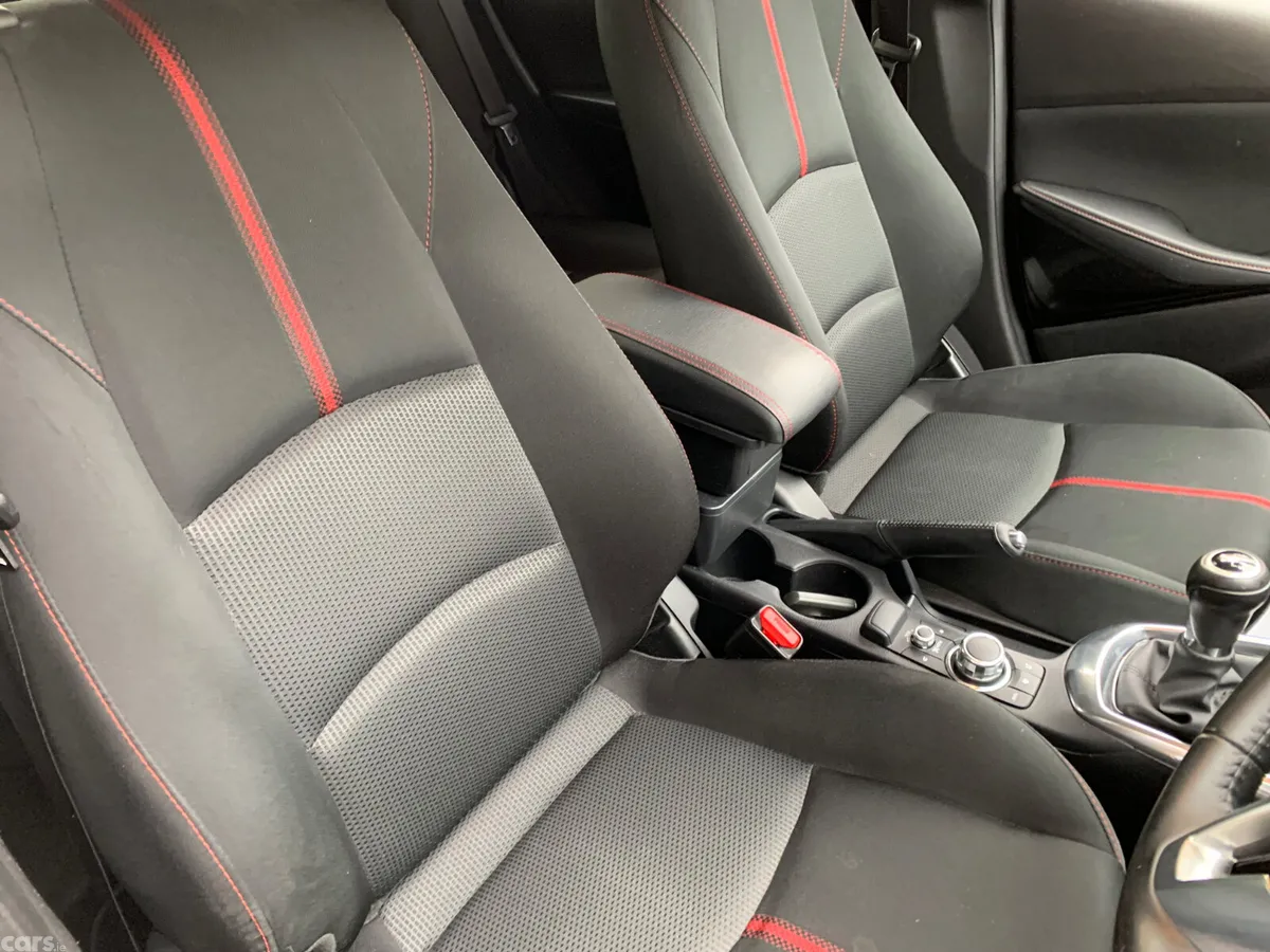 Mazda Mazda2 Hatchback, Petrol, 2016, White