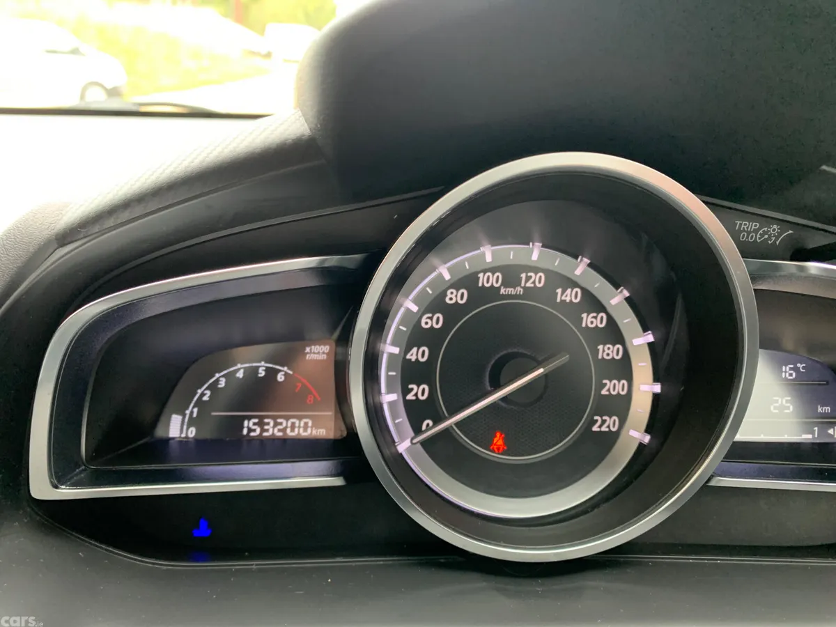 Mazda Mazda2 Hatchback, Petrol, 2016, White
