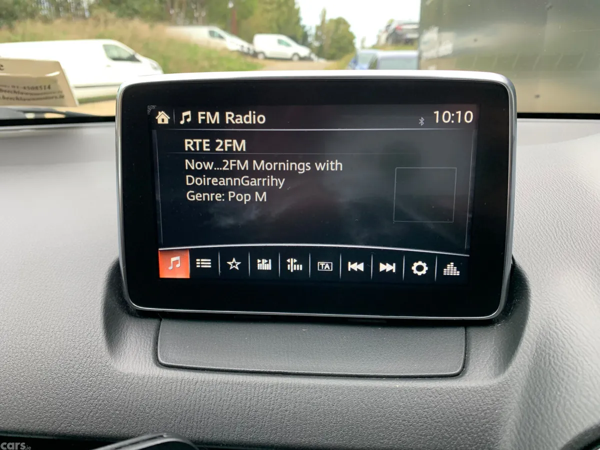 Mazda Mazda2 Hatchback, Petrol, 2016, White