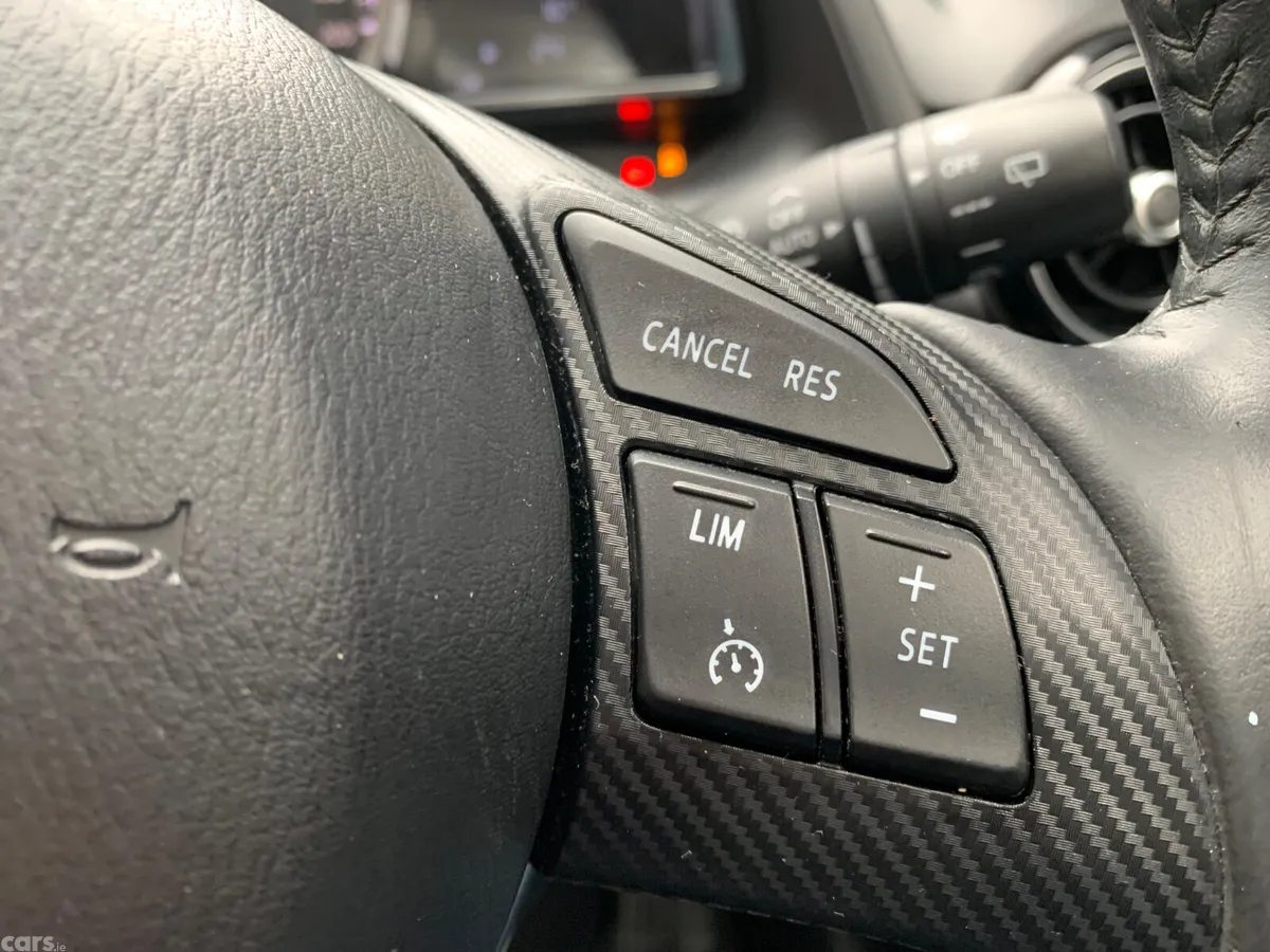 Mazda Mazda2 Hatchback, Petrol, 2016, White