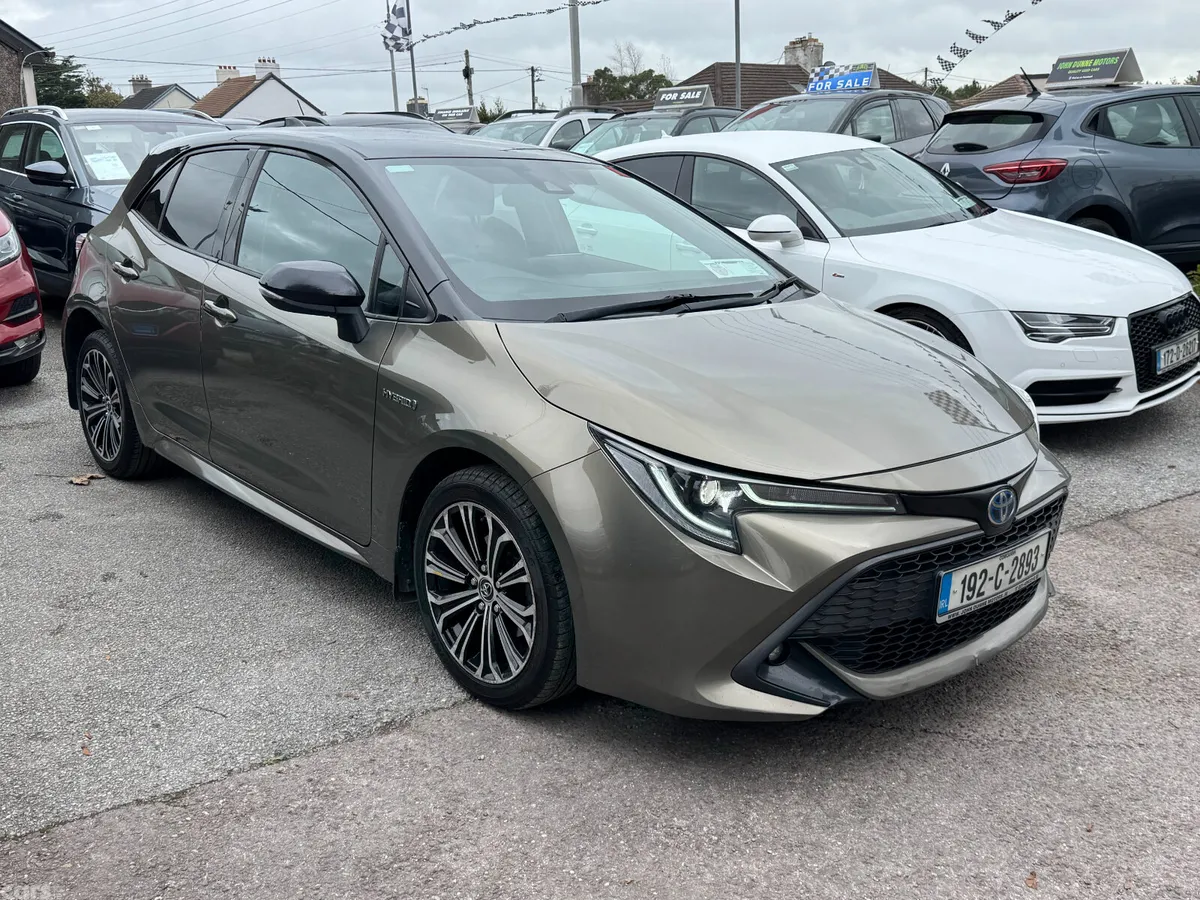 Toyota Corolla Hatchback, Petrol Hybrid, 2019, Green