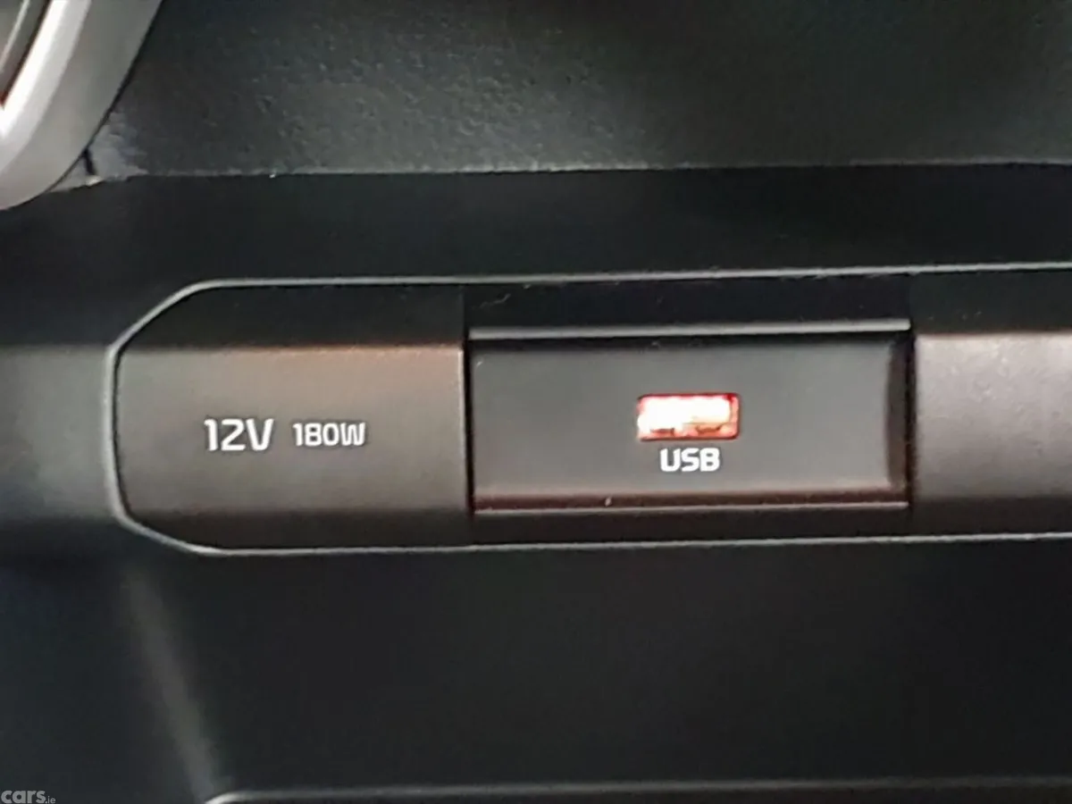 Kia Picanto Hatchback, Petrol, 2022, Red